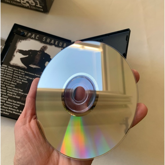 Tupac Shakur Thug Angel The Collector’s Edition 2002 - Picture 7 of 16